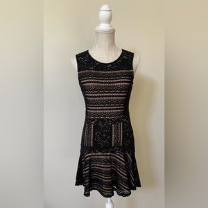 BCBGMAXAZRIA DRESS BLACK AND TAN SIZE M